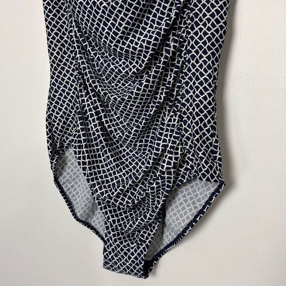 L.L. Bean Square Neck Printed One Piece 18 - Picture 2 of 5